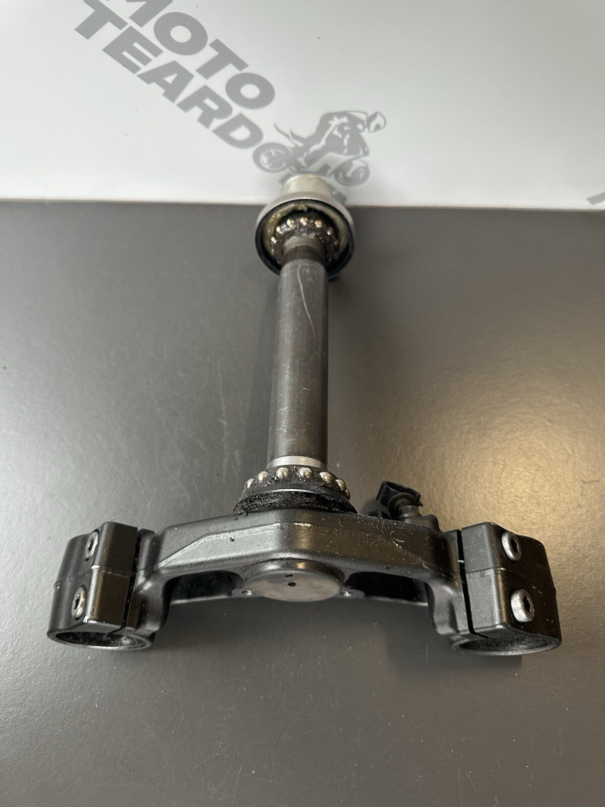 Yamaha MT-07 Yamaha MT07 Bottom lower fork yoke clamp 2014-2017 Lower Yoke OEM