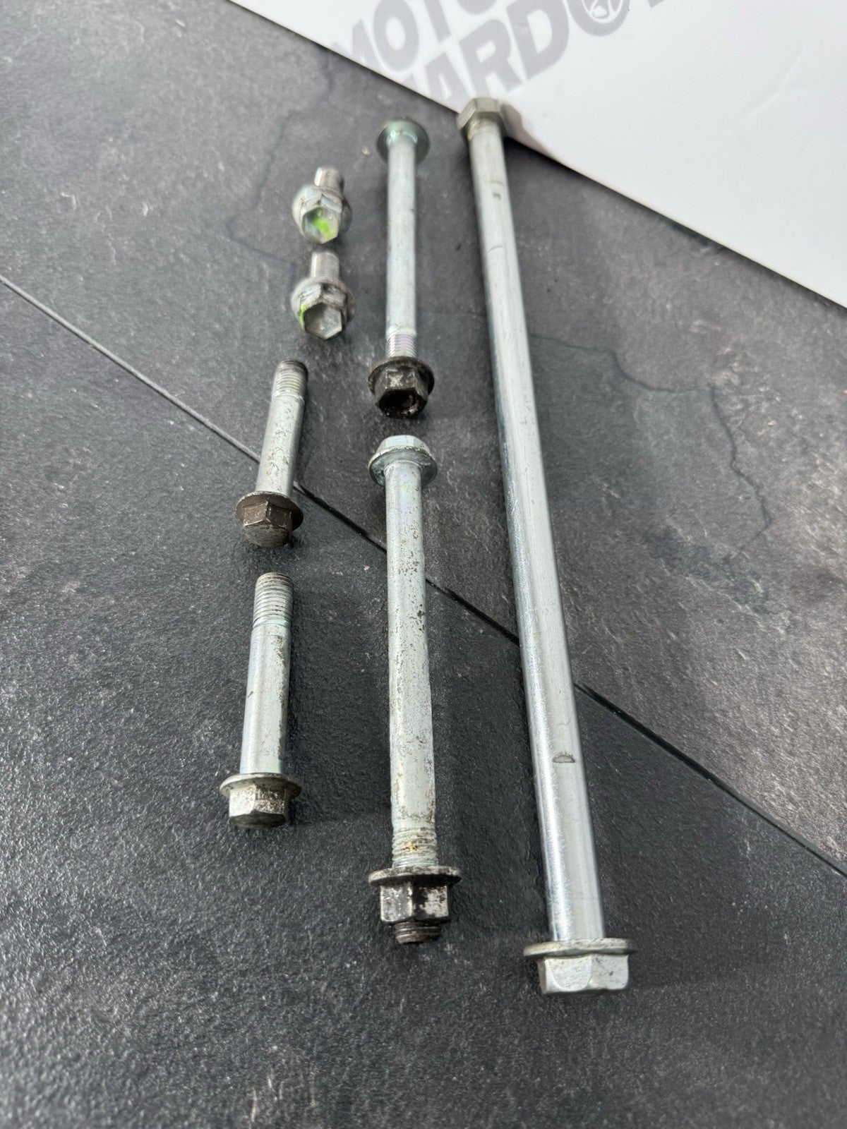 2bafce42-9c6f-4aaf-bf17-1d4b75a1041d