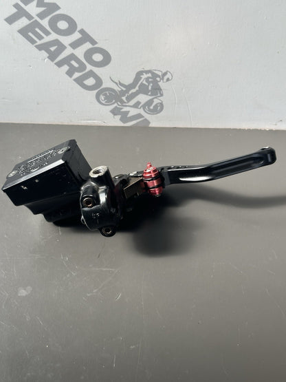 TRIUMPH STREET TRIPLE 675 Front Brake Master Cylinder 2007-2011 OEM Front Brake