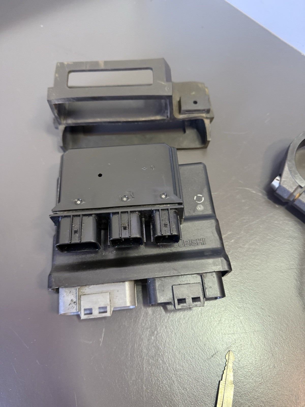 7c5f5649-b948-46cc-a41d-d539a34f3e98