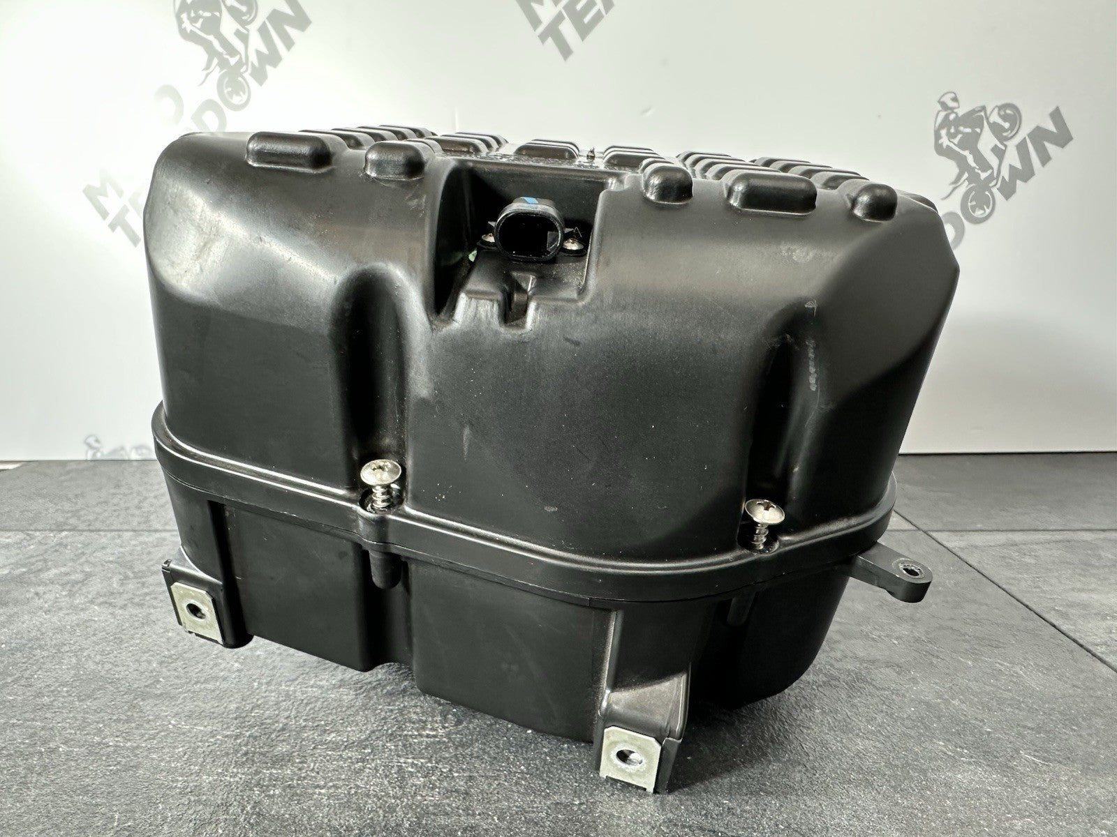 Aprilia RS660 2021 Airbox Air Box Filter Air Only 6220 Miles 2022-2025 OEM