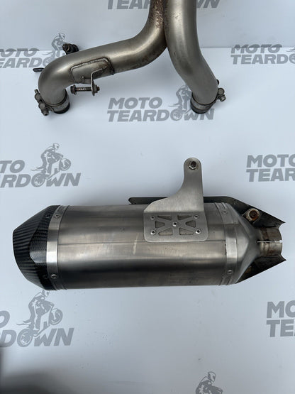 Triumph Speed Triple RS 1050 2018-2020 exhaust silencers and link pipe ARROW OEM