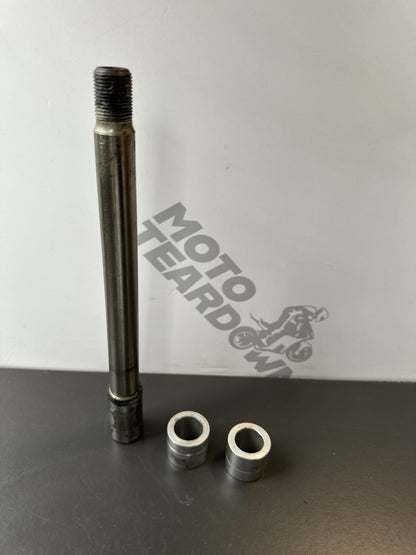 TRIUMPH STREET TRIPLE 765S 765RS 765 FRONT WHEEL SPINDLE FRONT AXLE 2017-2019