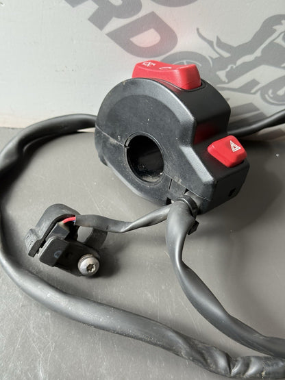 TRIUMPH TRIDENT 660 RIGHT SWITCH GEAR Right Switch YEAR 2021-2024 OEM RT SWITCH