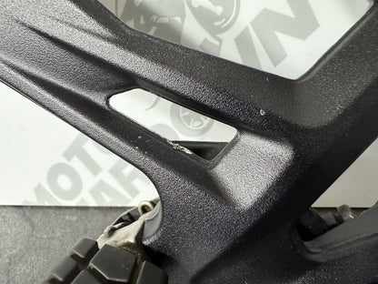 b34d04a2-7103-4a80-b5f4-f5dd86427b64