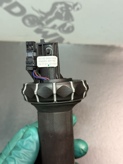 a9761f2c-7cd3-4ae8-a037-32f4ada68833