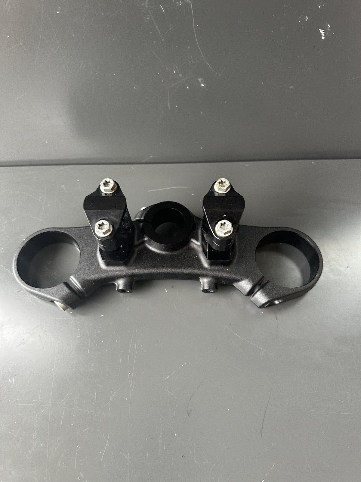 KTM 790 Top Yoke top upper fork yoke Top Yoke Top Fork Clamp 64101034032 OEM 20