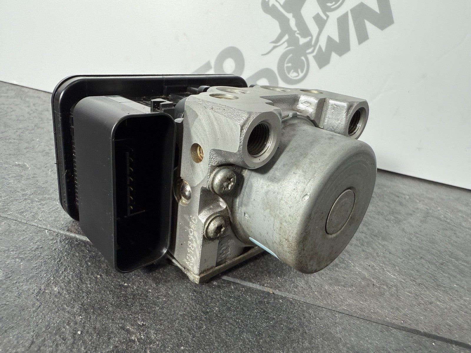 b0e1d342-425c-489e-b8a7-12f7c4a43712