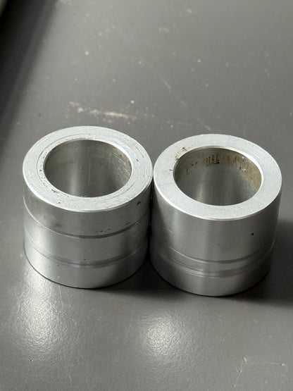 Triumph Trident 660 Front Wheel Spindle And Spacers Trident 660 2021-2024 OEM