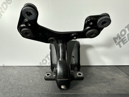 Triumph Street Triple 675 R 2015 Clock Stay Top Bracket 16470m 2013-2016 OEM