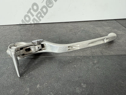 82c83ef6-697b-4793-a80d-70d6b4324fec