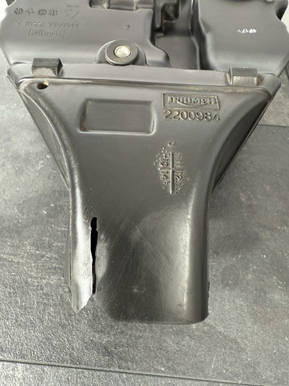 9c05d045-d3f0-4b7f-b38b-351d20c17309