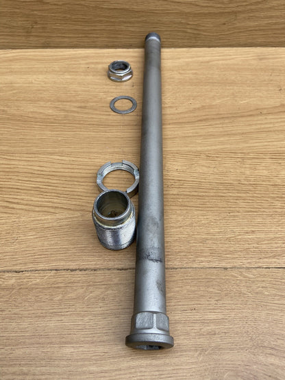 Aprilia Tuono V4 1100 FACTORY Swingarm Frame Spindle Bolt OEM RSV4 2017-2019 OEM