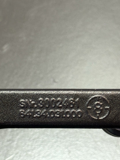 b696efc8-3652-409d-b34d-ed8e7411fff7