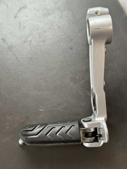 APRILIA RS660 Left Foot Rest L/H Rider Left Footrest  - 2B005202 2020-2023 OEM