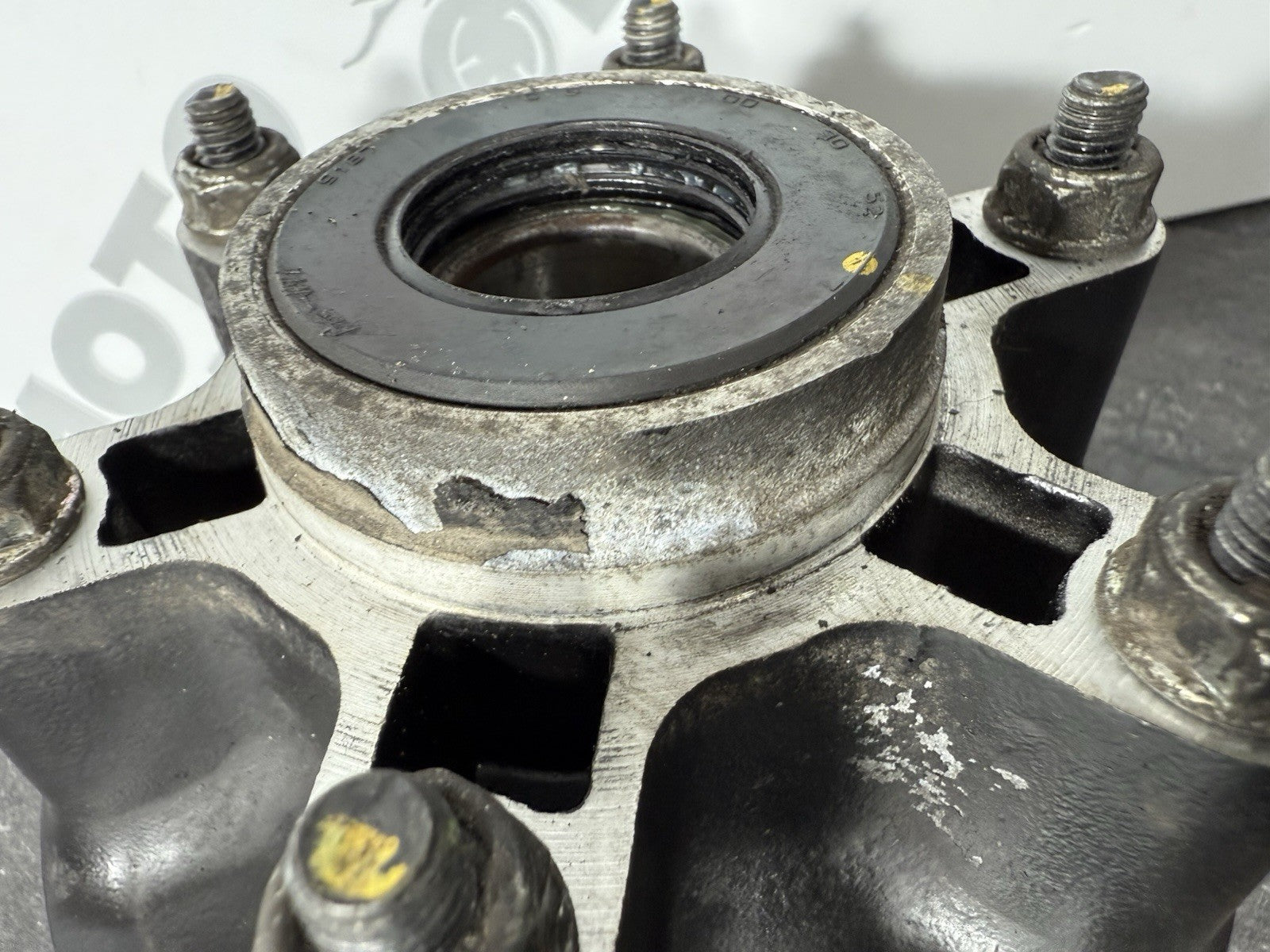 2341c205-f079-4235-8a09-192a25860572