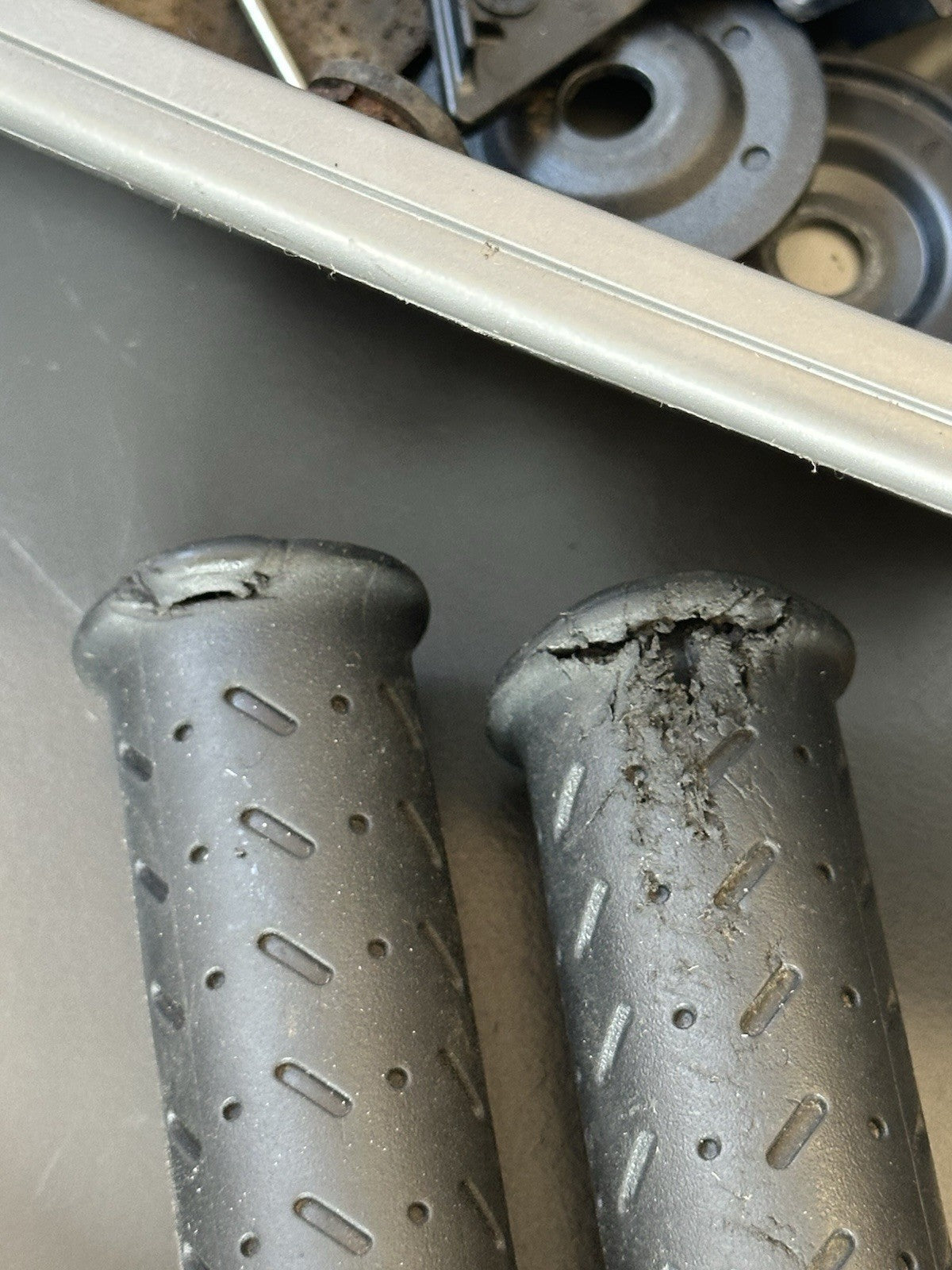 TRIUMPH SPEED TRIPLE 1050 2011-2015 NUTS BOLTS SPARES Job Lot Bolts 1050 Job Lot