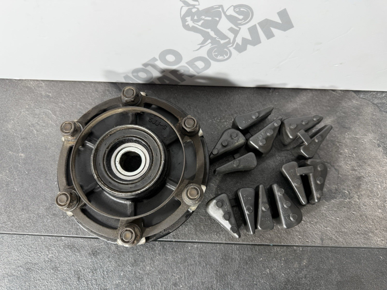 8f74d818-21aa-4328-b9ab-3fe7e0a7401a