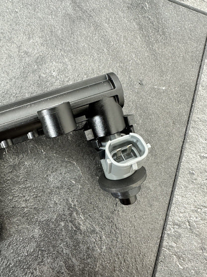 Honda Fireblade CBR1000RR 2019 Secondary Fuel Injectors 2017 2018 OEM 4000 Miles