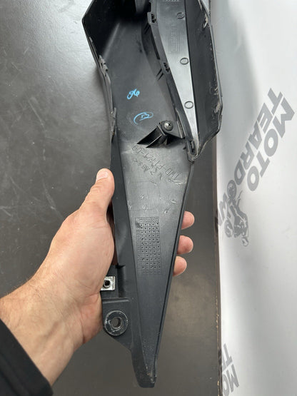 Yamaha MT03 MT-03 Right Rear fairing panel rear Right wing trim 1WD-F1721-00 OEM