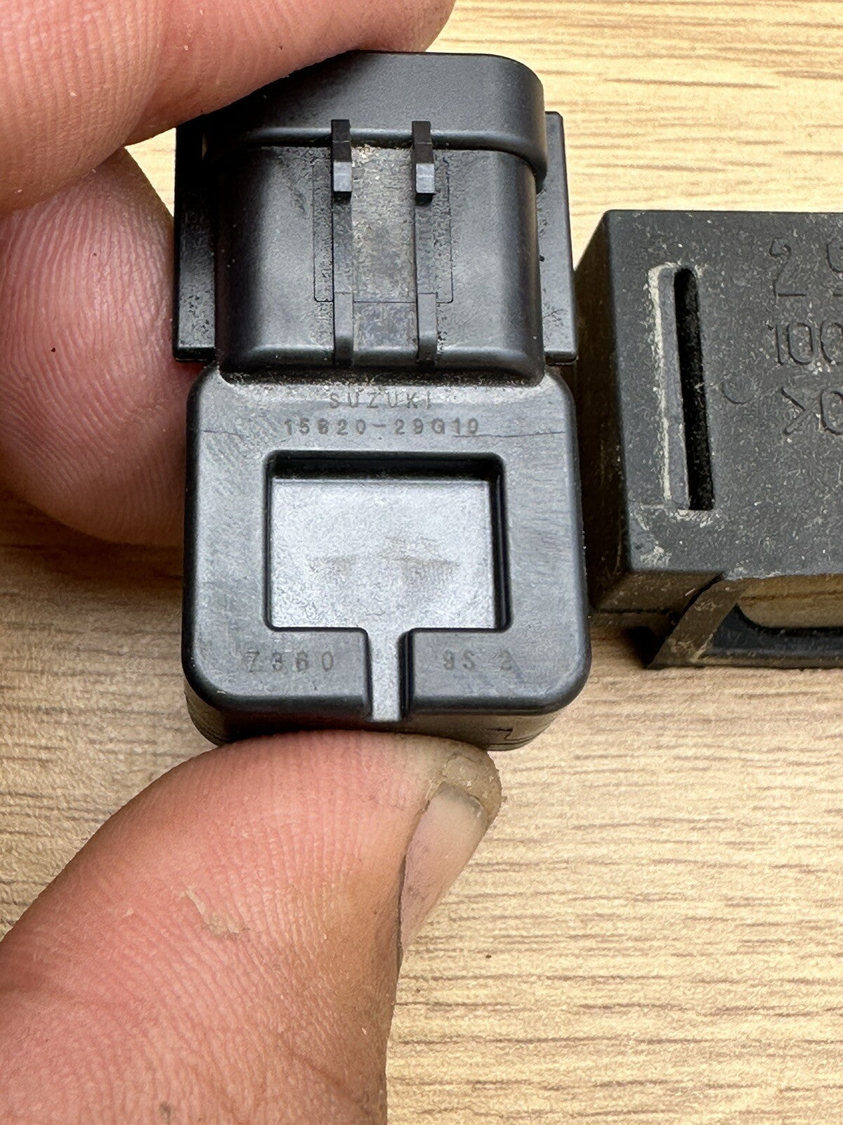 Suzuki GSXR 600 750 L1-L7 2011 - 2017 Mass Map Air Flow Sensor GSXR 600 750 Air