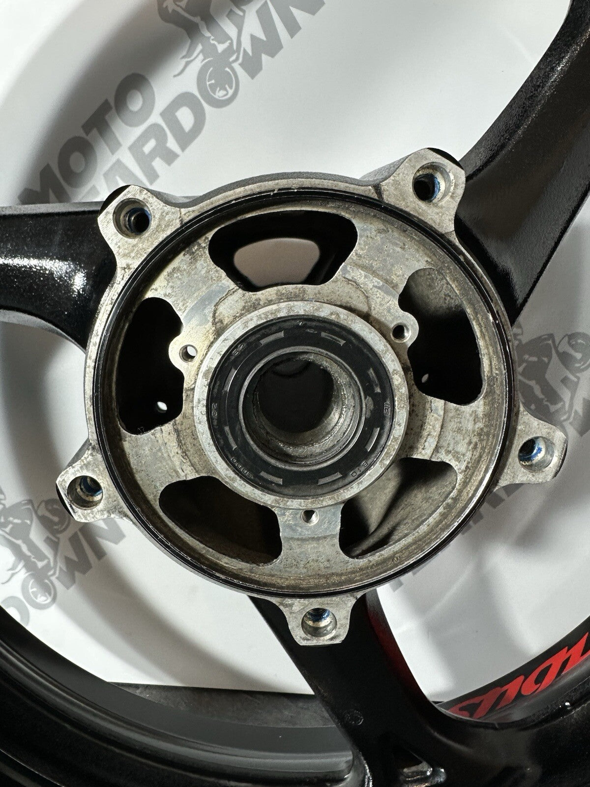Suzuki GSXR 1300 2016 HAYABUSA Front Wheel Rotor Rim 18408 Miles OEM Gen 2