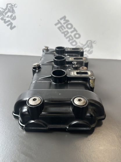 Speed Triple 1050 Engine Rocker Cam Cover Genuine Triumph 2011-2015 DESCRIPTION