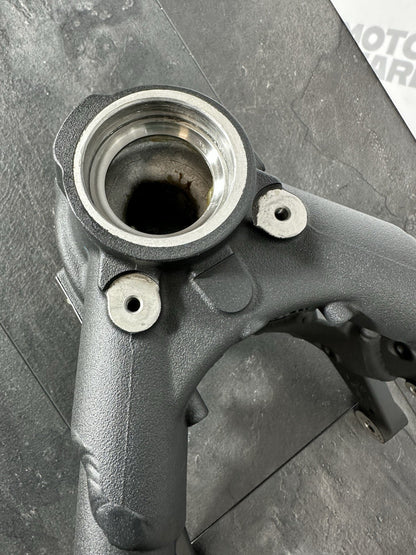 Triumph Street Triple 675 R 2015 Frame With V5 Main Frame 2013-2016 16470m CAT N
