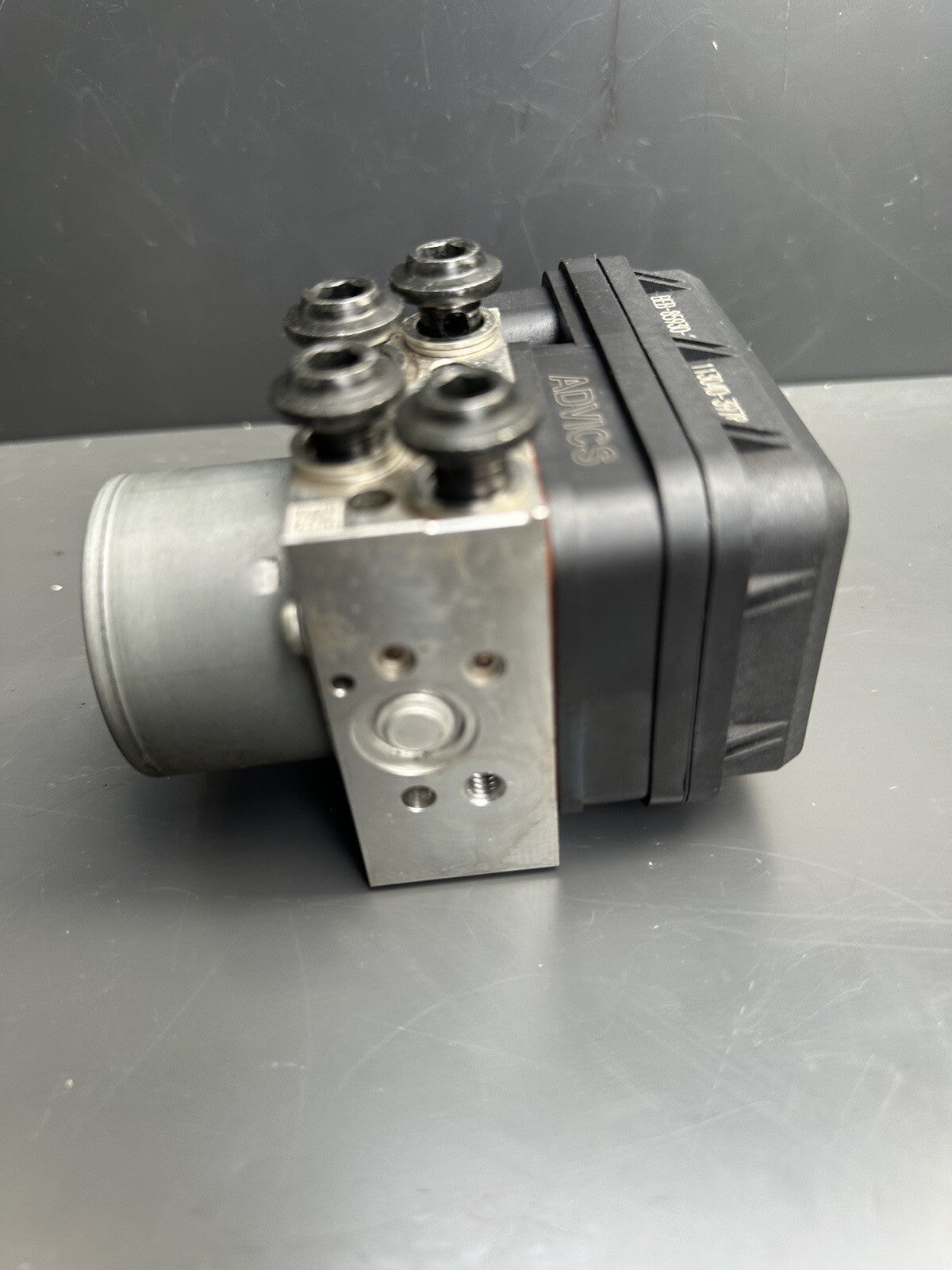 Yamaha Yzf R7 Yzf690 2022 - 2023 ABS Pump Yamaha R7 ABS pump OEM R7 ABS pump