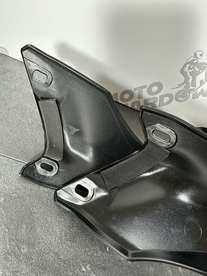 Yamaha R7 690 2024 Front Inner Infill Left Right Fairings 1784 Miles 2022 2023