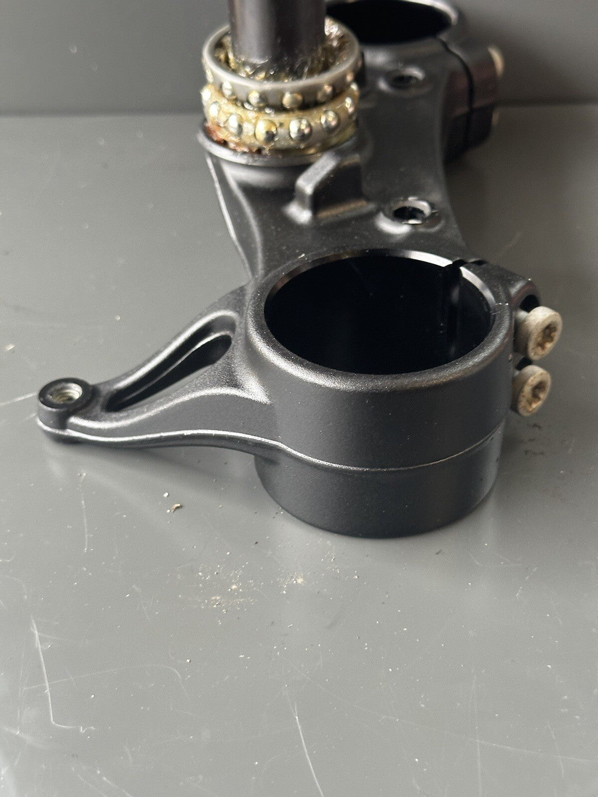 KTM 790 DUKE  Bottom Yoke Bottom Clamp, Lower Yoke Lower Clamp - 64101031032 OEM