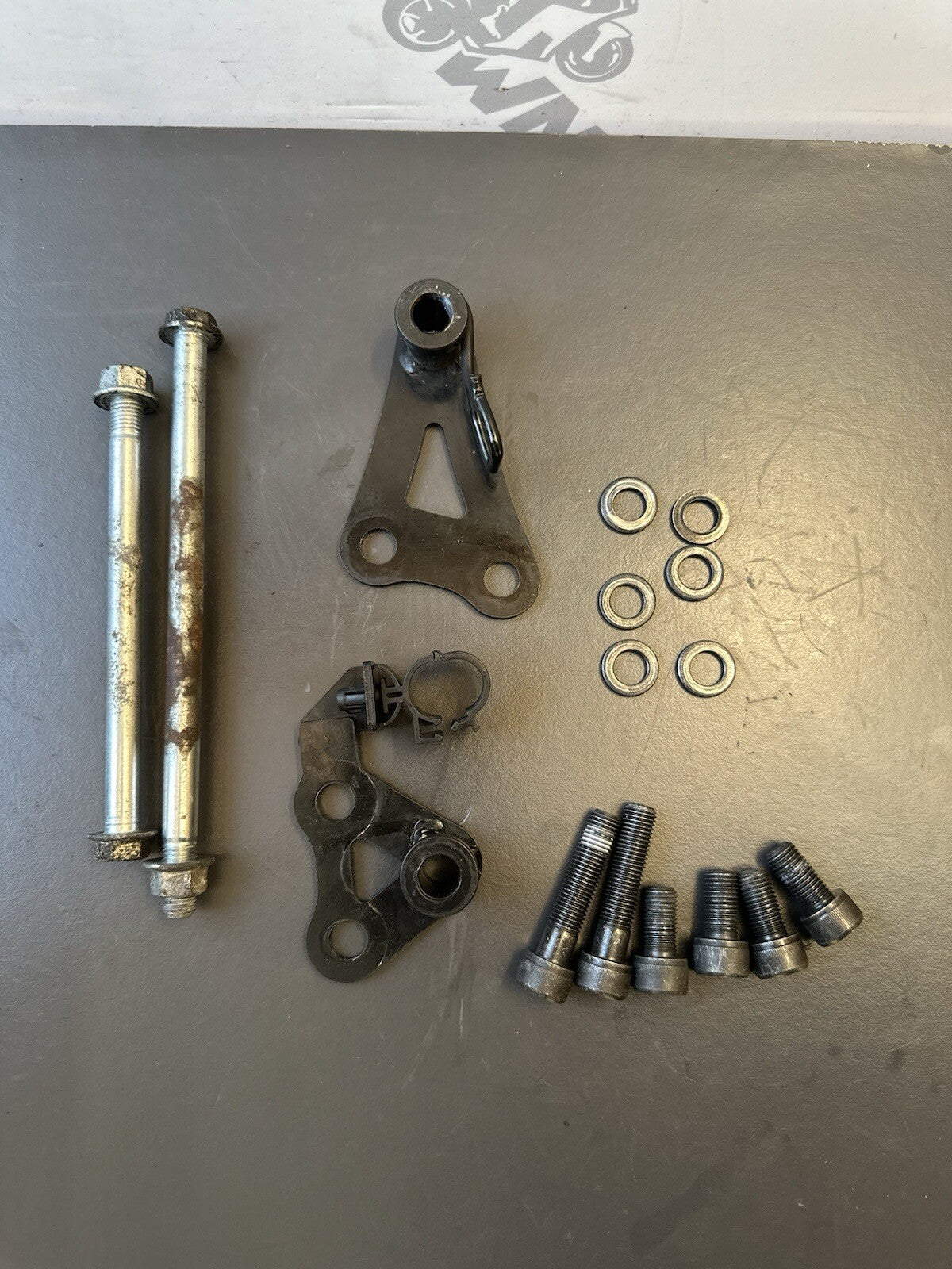 Yamaha MT-03 ABS 2020- Engine Mount Bolts & Brackets NOT COMPLETE SET