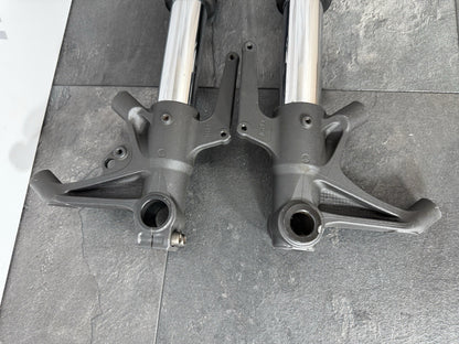 1ac99e0f-1b7e-43aa-9068-7382625c4945