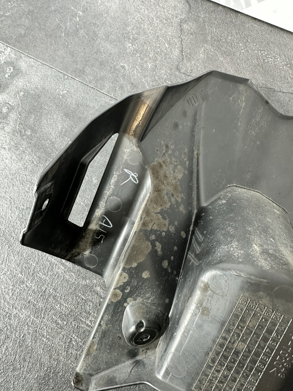 Kawasaki Z800 ABS 2016 Rear Wheel Hugger Mudguard 12691 Miles 2013-2018 OEM