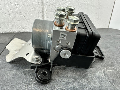 Aprilia Tuono V4 1100 Factory 2020 ABS Pump Module Actuator 6889 Miles OEM 2019