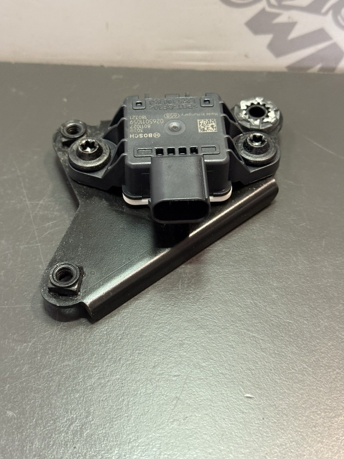 7ed52ed5-e584-4bd3-8b84-948560e58398