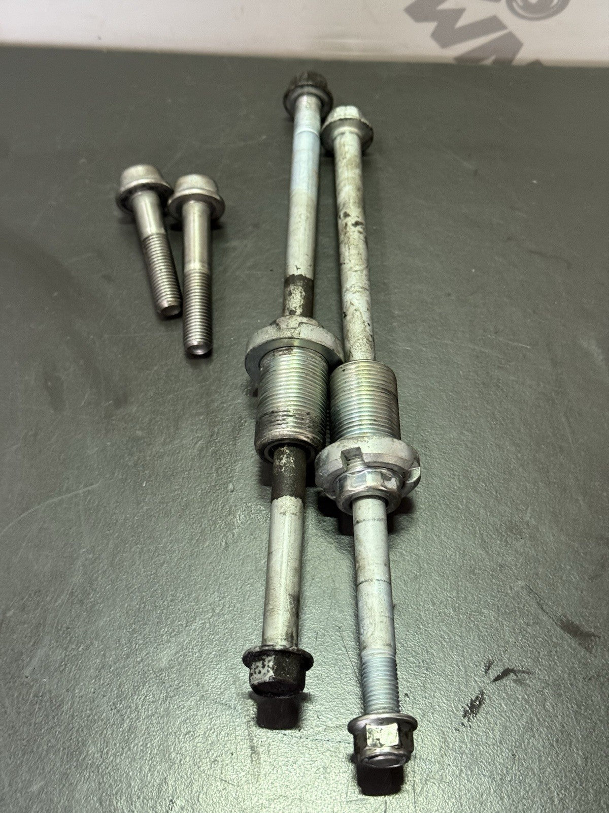 a1f55073-a404-45e9-b52d-b900fd21922e