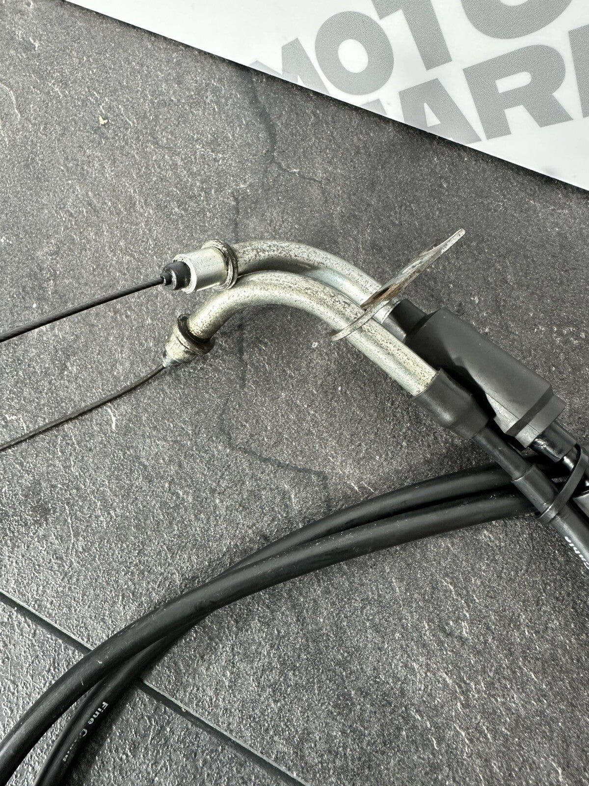 Suzuki GSXR 1000 2014 Throttle Cables Linkage Cable 22774 Miles 2009-2016 OEM