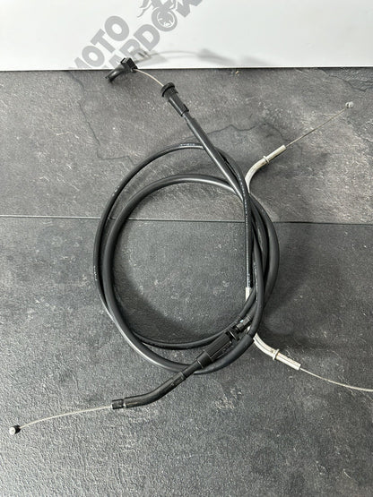 Kawasaki Z800 2016 Throttle Cables Accelerator Cable 12691 Miles 2013-2018 OEM