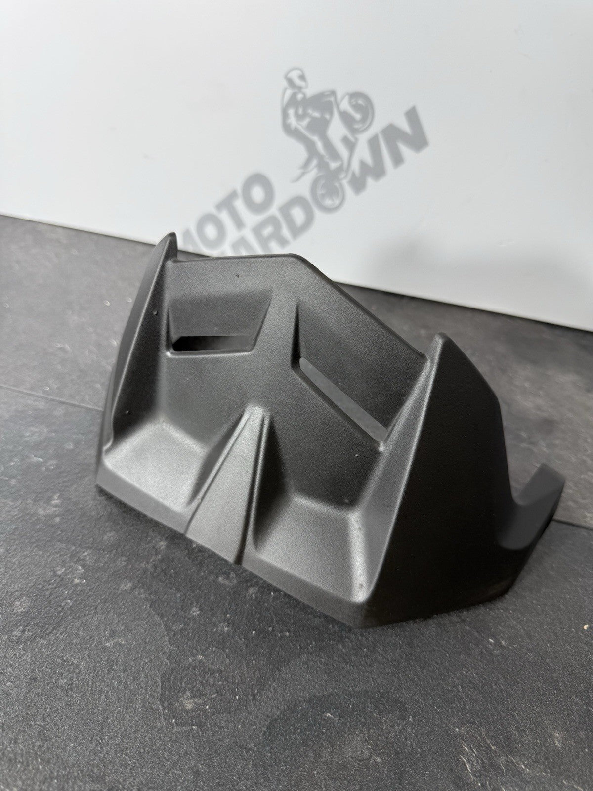 67d9d774-f3cf-4b41-9dc2-7b3a4db3b4e9