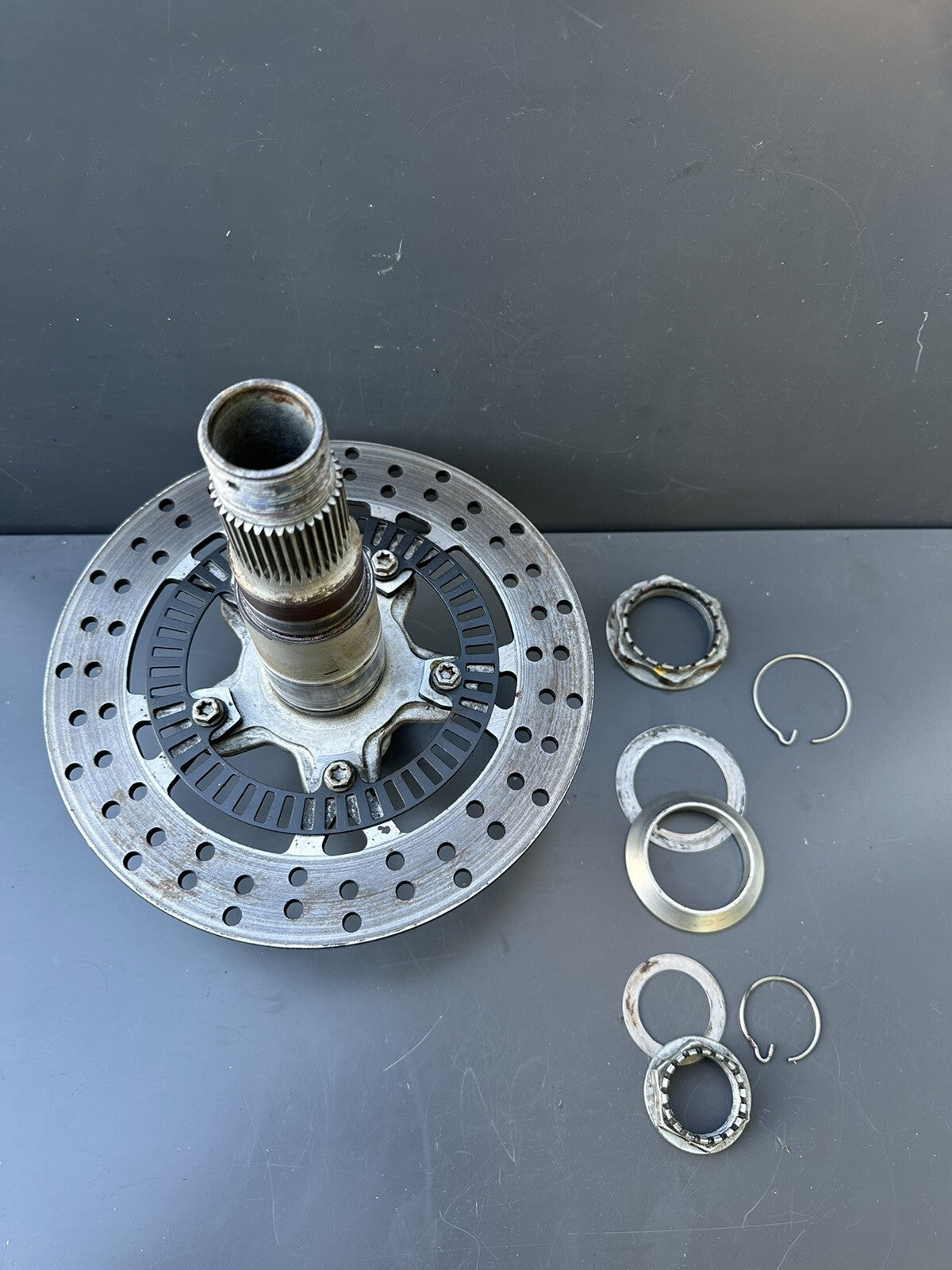 KTM 1290 Superduke 2014 Rear Wheel Axle Spindle & Brake Disc KTM 1290 Spindle