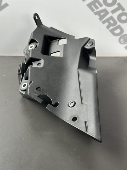Yamaha MT09 ABS Front Left Side Fuel Tank Infill Fairing BS2-2172E-00 2017-2020