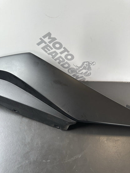Yamaha MT03 MT-03 Right Rear fairing panel rear Right wing trim 1WD-F1721-00 OEM