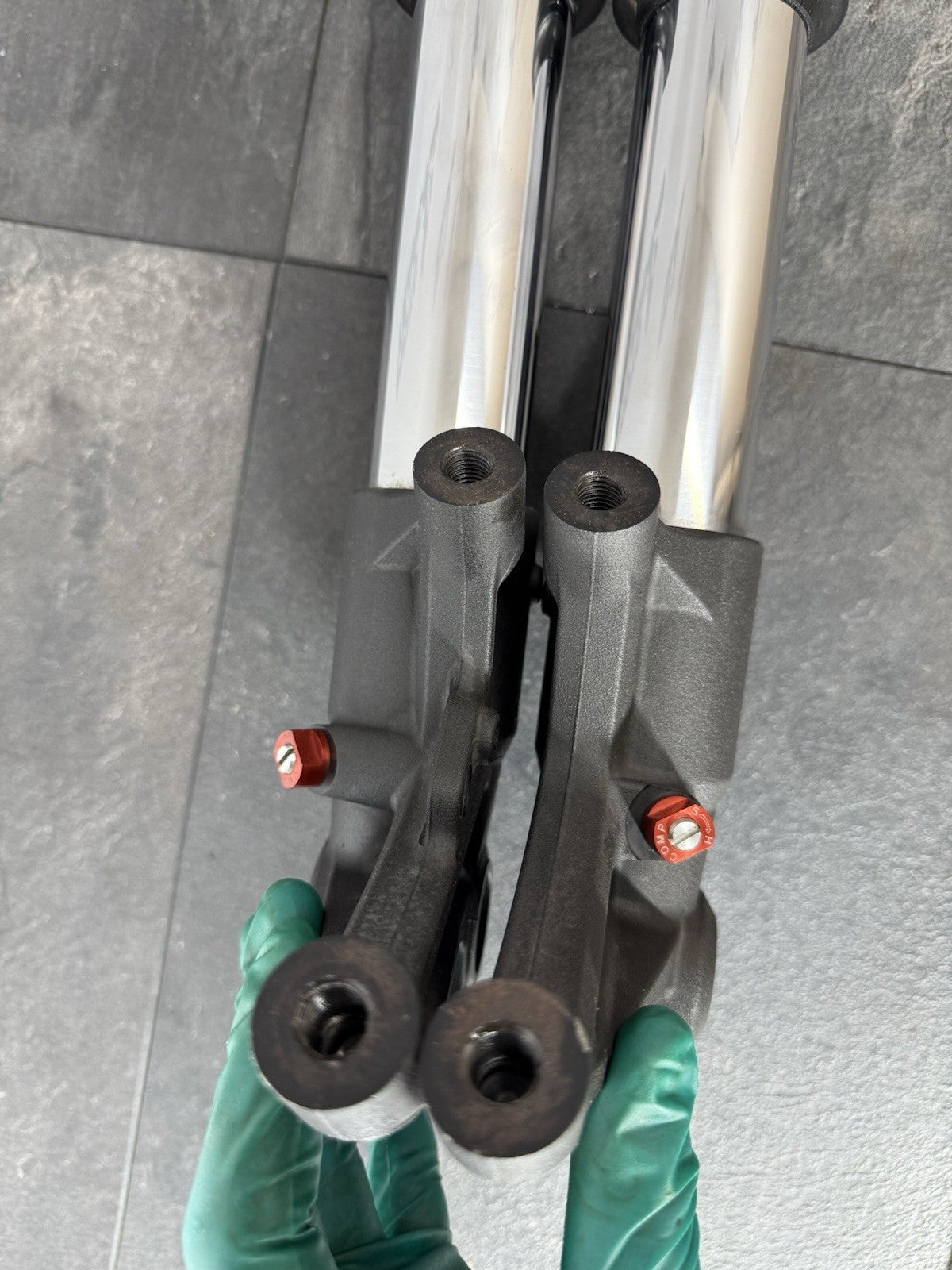 c336ef80-bd7c-42a3-b0e6-abea42c6b3e5