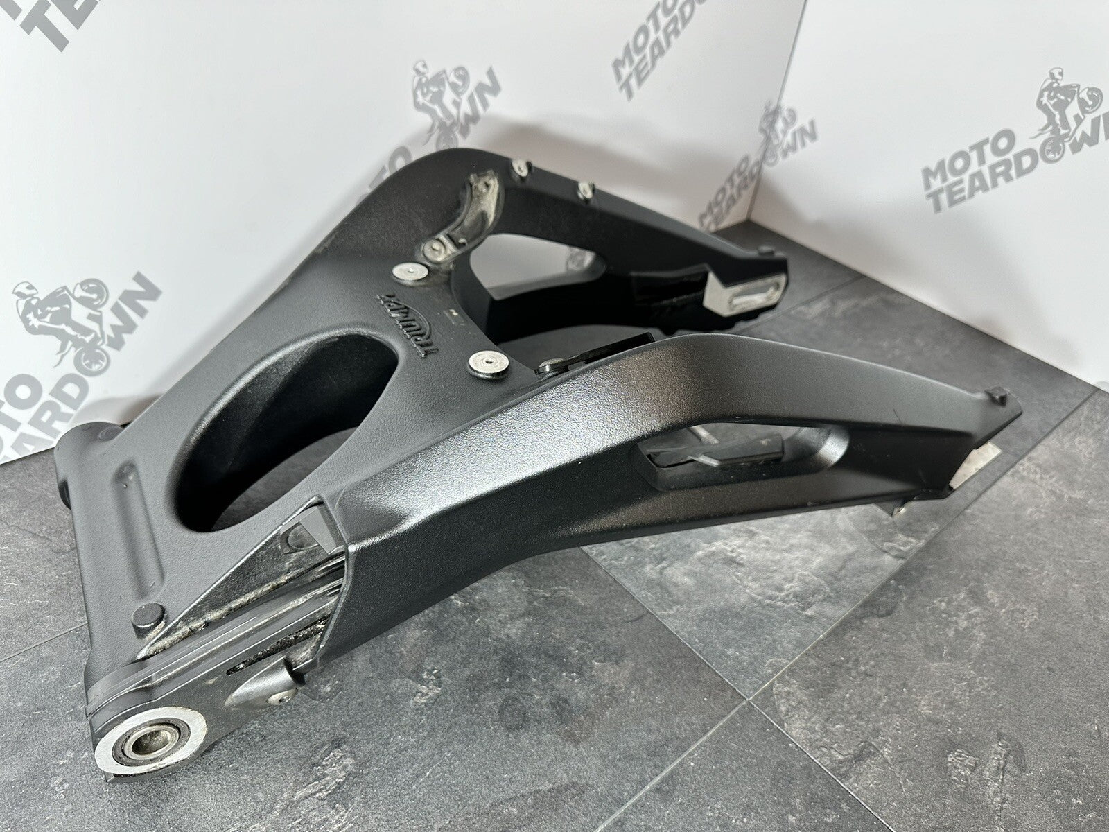 Triumph Street Triple 765 RS 2018 Swingarm Swinging Arm 15244m 2017-2020 OEM