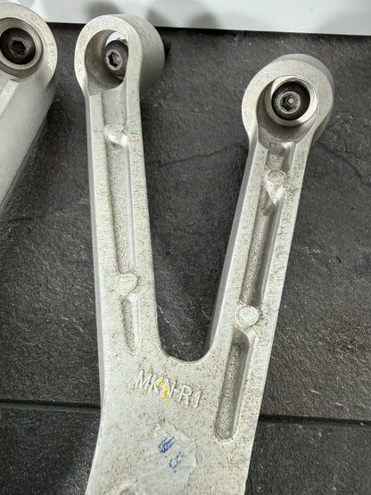 5d3103f6-86b4-49be-9517-3202052ebe85