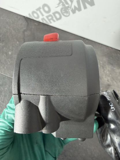 13df8d9c-ba6d-4833-b89a-2094c900575d