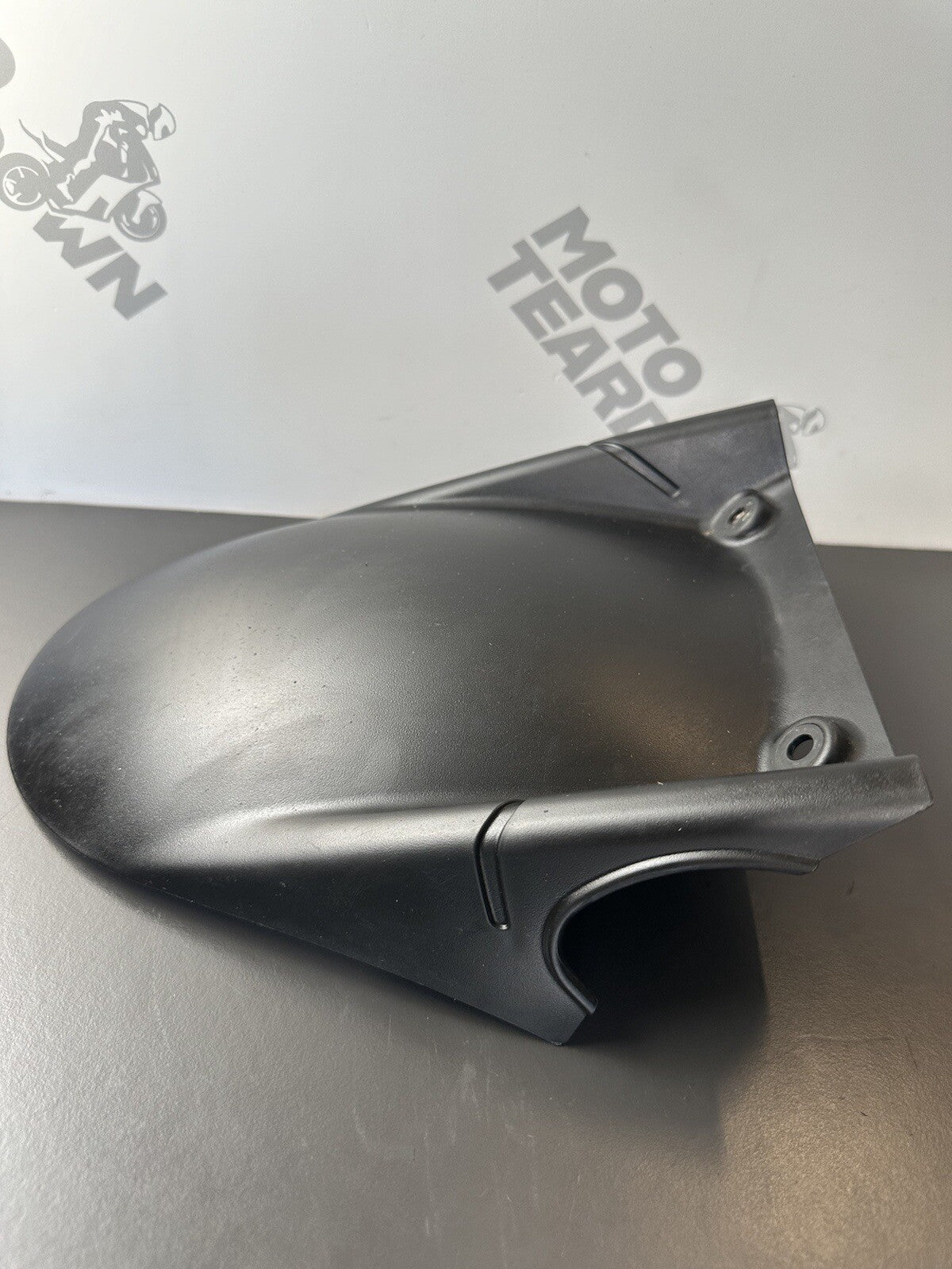 GENUINE APRILIA TUONO V4 1000 1100 2017-19 REAR FENDER HUGGER MUD GUARD 858782