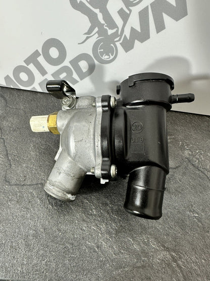 Kawasaki Z800 ABS 2016 Thermostat & Filler Housing  12691 Miles 2013-2018 OEM