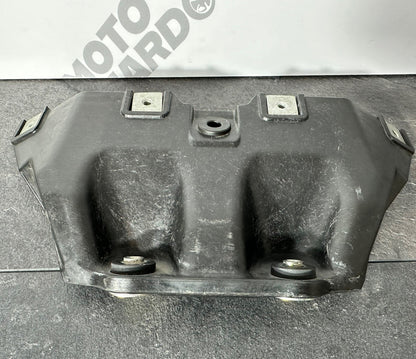Suzuki GSXR 1000 2014 Fuel Tank Front Cover Bracket 22774 Miles 2009-2016 OEM